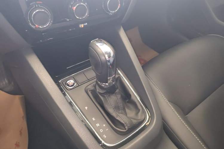 Used Volkswagen Sagitar 2018 1.6L Automatic Comfort Model
