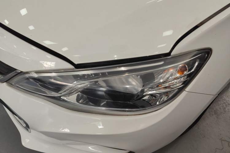 Used Chevrolet Cavalier 2019 320 Automatic Enjoyment with Sunroof Left Front Headlight