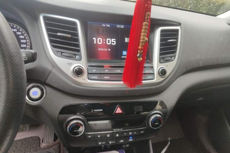 Used Hyundai Tucson 2015 1.6T Dual-Clutch Two-Wheel-Drive Smart Model