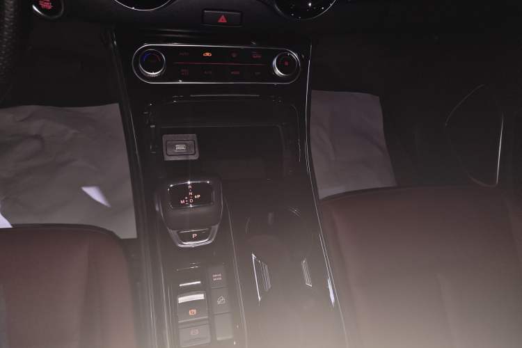 Used FORTHING T5 EVO 2021 1.5TD DCT Starry Edition