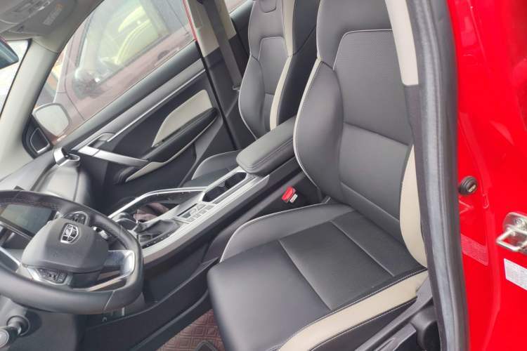 Used Geely Auto Coolray 2020 PRO 240T DCT Hunter
