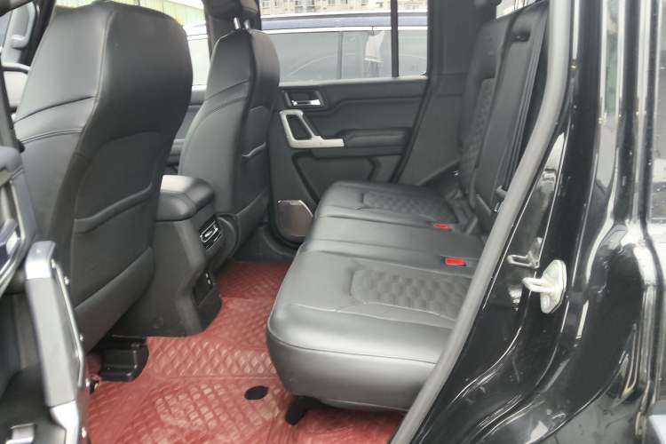 Used 212 T01 2024 2.0T Mechanic Left Rear Seat