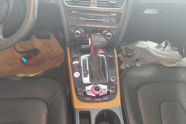 Used Audi A4L 2016 35 TFSI Collection Edition S line Luxury Model
