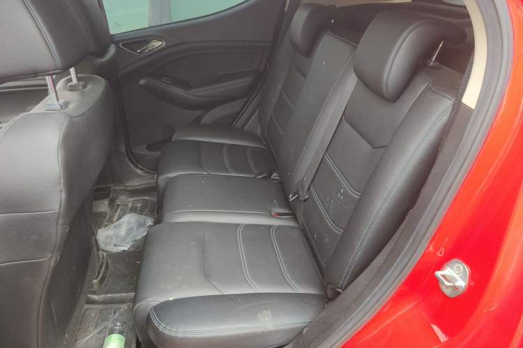 Used BYD Yuan New Energy 2018 EV360 Smart Connect Cool Edition Left Rear Seat