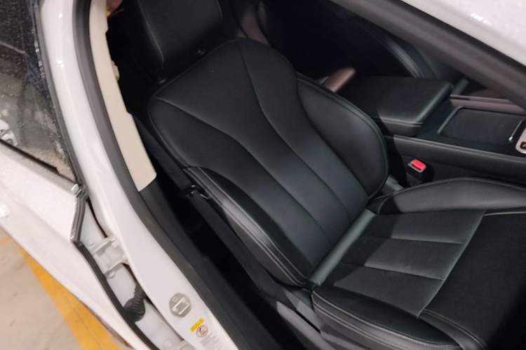 Used BYD Tang 2018 2.0T Automatic Smart Connect Prestige 7-Seater China V Standard
