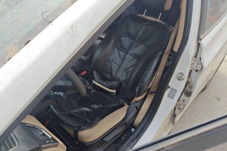 Used Hyundai Elantra (5th Generation / Langdong) 2012 1.6L Manual Leading Model