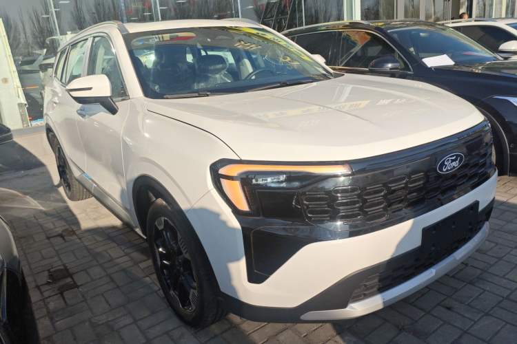 Used Ford Equator Sport 2025 EcoBoost 170 Platinum Edition
