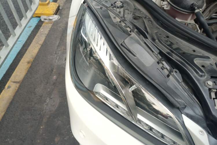 Used Mercedes-Benz E-Class 2015 E 260 L Sport Edition