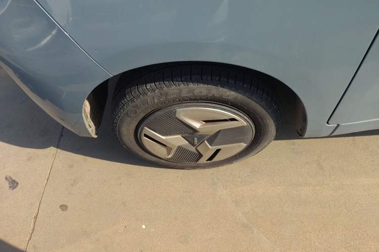 Used BAW Yuanbao 2022 Fun Edition Left Front Wheel Hub