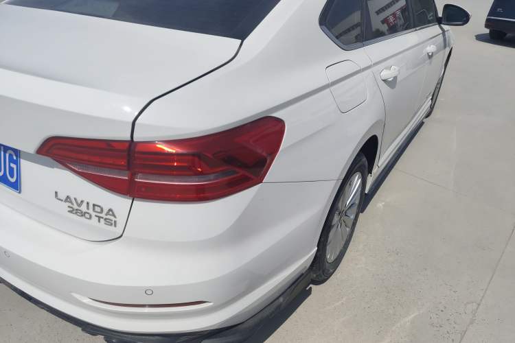 Used Volkswagen Lavida 2021 280TSI DSG Comfort Edition
