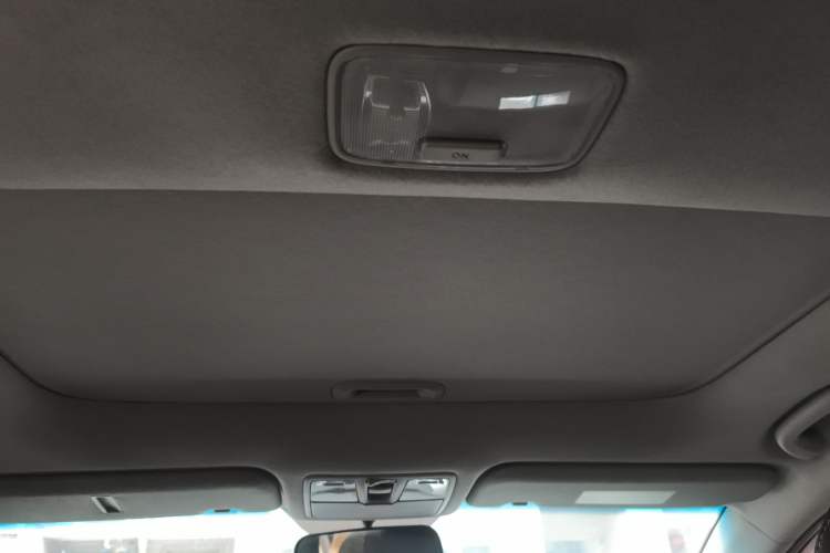 Used Hyundai Elantra (5th Generation / Langdong) 2012 1.6L Manual Leading Model
