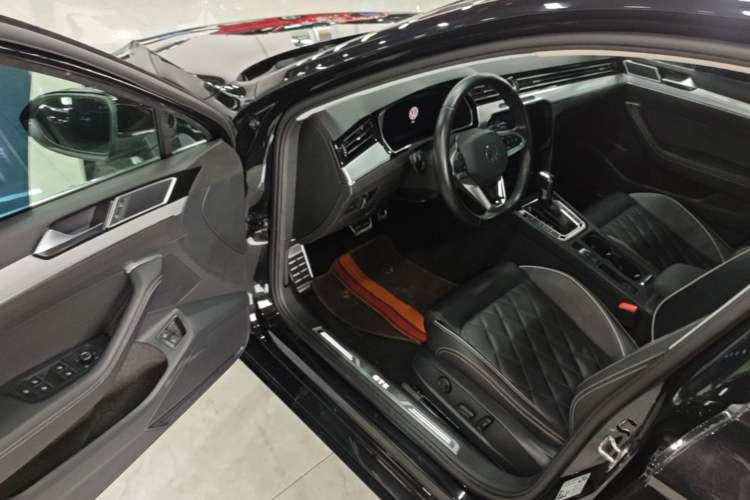 Used Volkswagen Magotan GTE Plug-in Hybrid 2022 GTE Luxury Model
