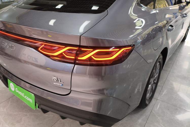 Used BYD Qin L 2025 DM-i Smart Drive 80KM Leading Model