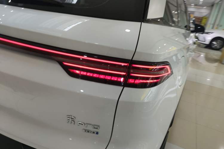 Used BYD Song Pro New Energy 2025 2nd Generation Intelligent Driving Version DM-i 75KM Leading Edition
