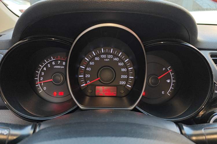 Used Kia K2 2012 Sedan 1.4L Automatic GLS Commemorative Edition