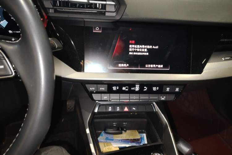 Used Audi A3 2022 Sportback 35 TFSI Fashionable Sports Model Audio And AC Panel