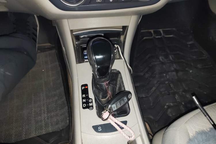 Used Dongfeng Aeolus A60 2016 1.5L Automatic Luxury Version