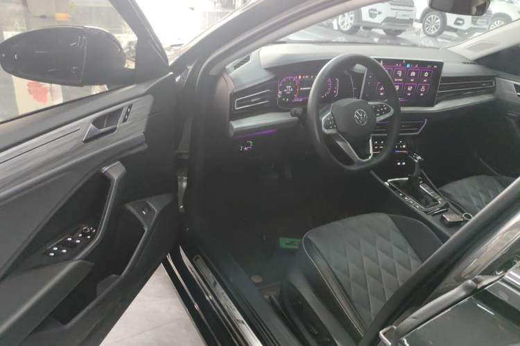 Used Volkswagen Sagitar 2023 300TSI DSG Excellence Edition