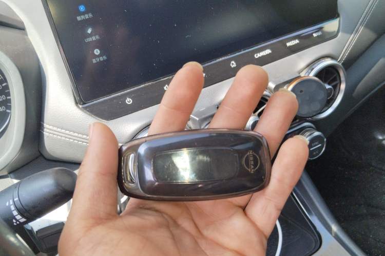 Used Nissan Sylphy 2023 Super Hybrid Electric Drive Super Smart Connectivity Plus Vehicle Key