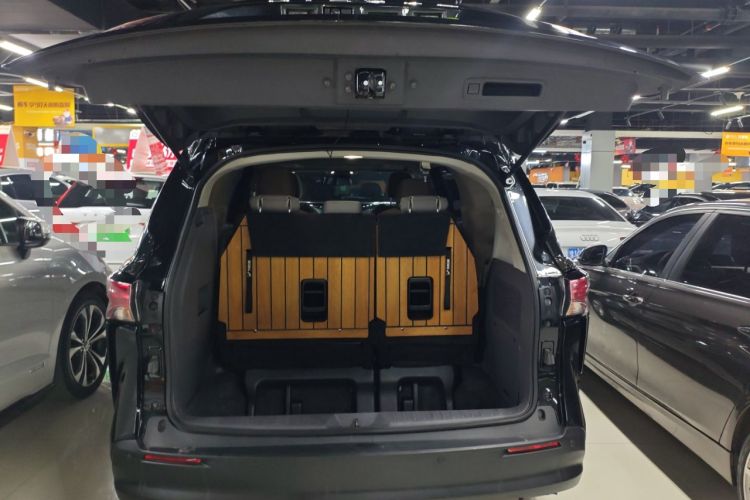 Used Toyota Sienna 2023 2.5L Hybrid Comfort Edition