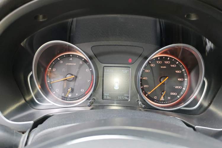 Used Hanteng X7 2016 1.5T Manual Luxury Edition