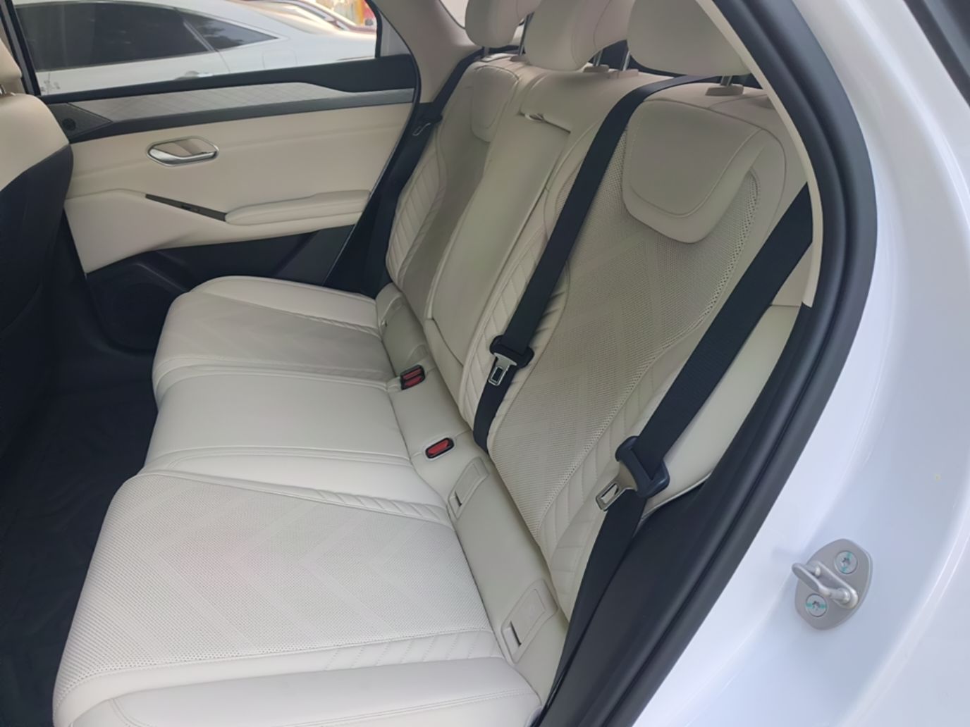 BYD Qin L 2025 EV 545KM Excellence Edition — снимка 20