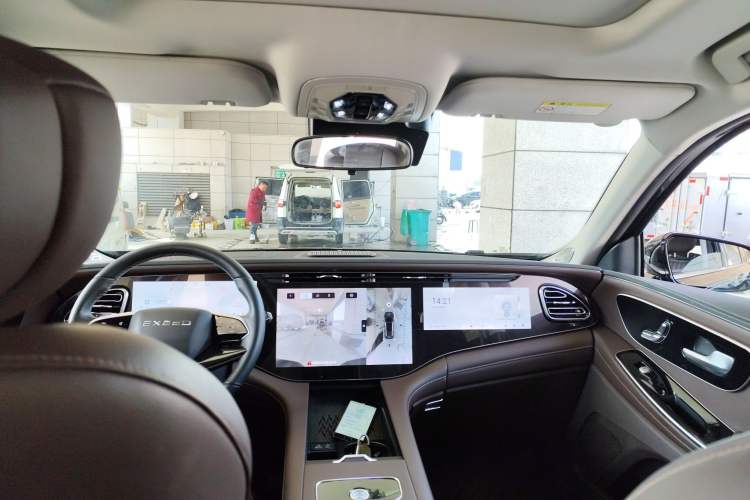 Used EXEED Lanyue 2023 400T Four-Wheel Drive Starry Edition 7-Seater
