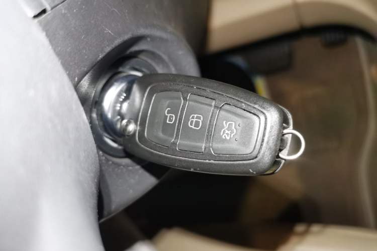 Used Ford S-MAX 2008 2.3L 7-Seater Luxury Version