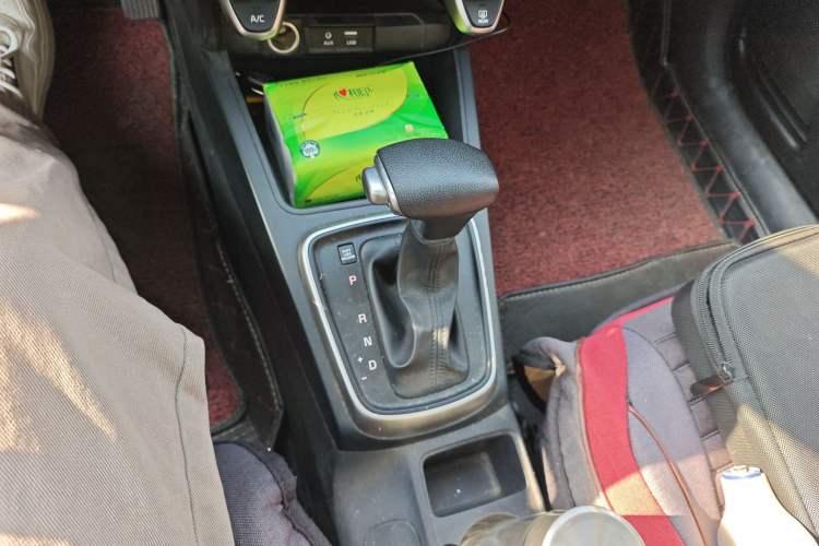 Used Kia KX Cross 2017 1.4L AT GLS