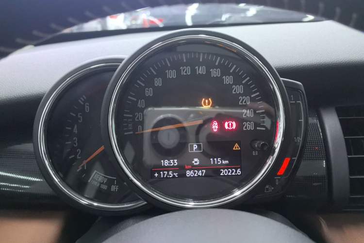 Used MINI MINI 2019 1.5T COOPER Artist Five-Door Edition