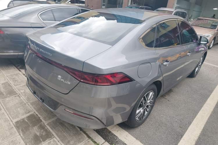 Used BYD Qin PLUS 2021 EV 500KM Luxury Model
