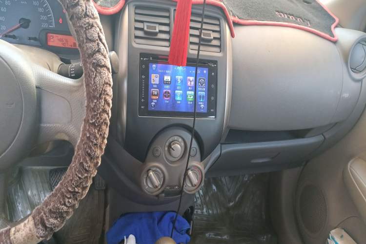 Used Nissan Sunny 2011 1.5XE CVT Comfort Edition Audio And AC Panel