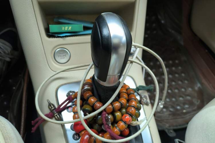 Used Volkswagen Tiguan 2015 1.8TSI Automatic Two-Wheel Drive Luxury Model Gear Lever