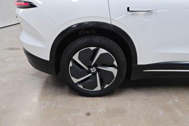 Used Nio EC6 2024 75 kWh