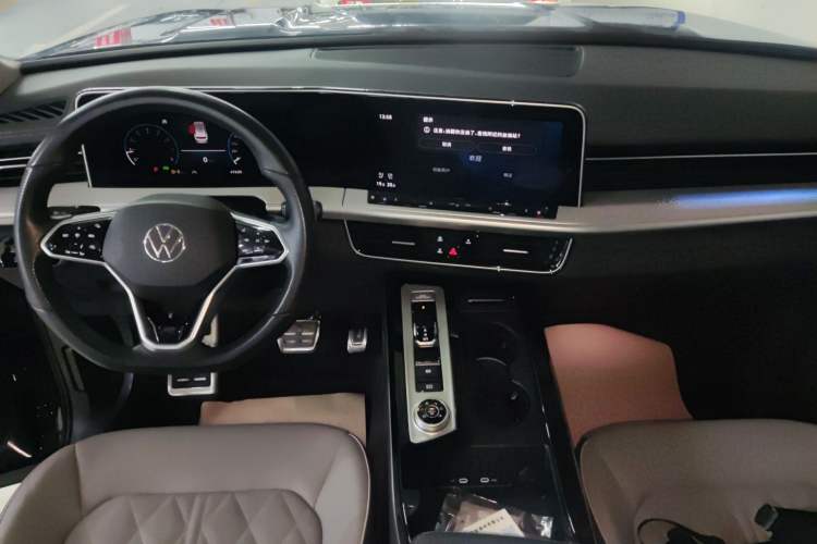 Used Volkswagen Tavendor 2023 380TSI Four-Wheel Drive R-Line First Edition Gear Lever