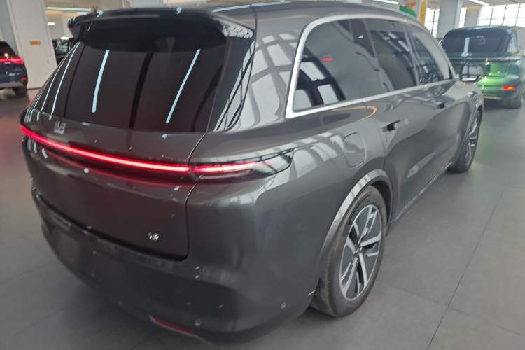 Used Li Auto L8 2024 Pro Model Rear Right 45 Deg