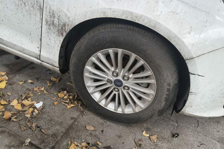 Used Ford Escort 2015 1.5L Manual Comfort Model