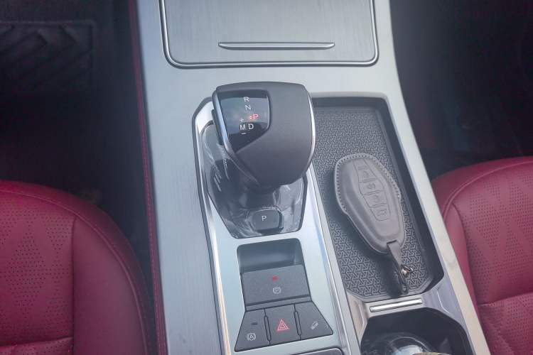 Used JETOUR X70 PLUS 2024 Champion Edition 1.5T DCT Champion PRO 5-Seater Gear Lever