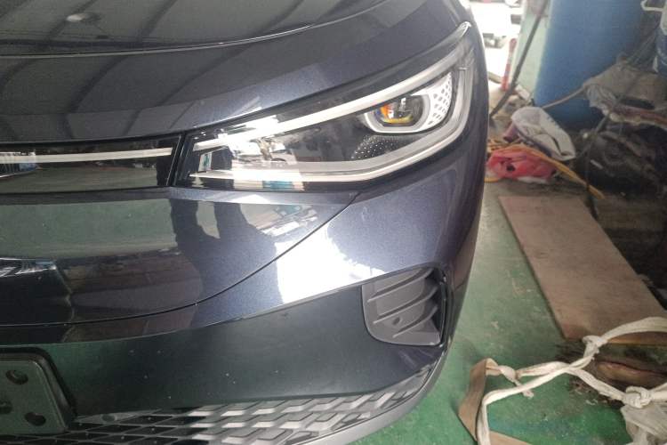 Used Volkswagen ID.4 CROZZ 2021 Long-Range Lite PRO Two-Wheel Drive Version Left Front Headlight