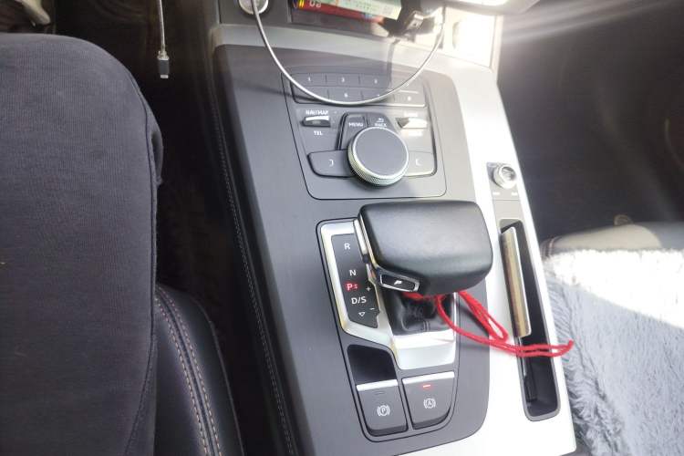 Used Audi Q5L 2021 40 TFSI Fashionable and Elegant Edition