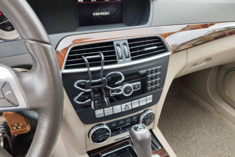 Used Mercedes-Benz C-Class 2013 C 260 CGI Elegant Model Audio And AC Panel