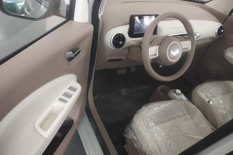 Used Wuling Hongguang MINIEV 2025 Four-Door Version Advanced Edition