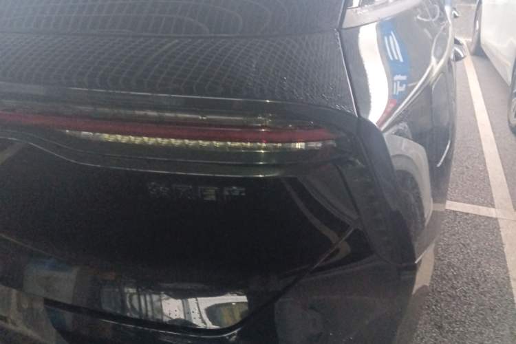 Used Venucia V DD-i 2023 110 km iE Version
