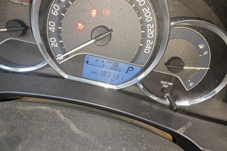 Used Toyota Levin 2015 1.6E CVT New Edition Odometer Close Up