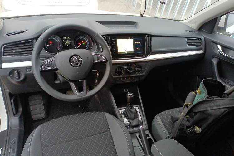 Used Skoda Kamiq 2021 1.5L Automatic Standard Edition