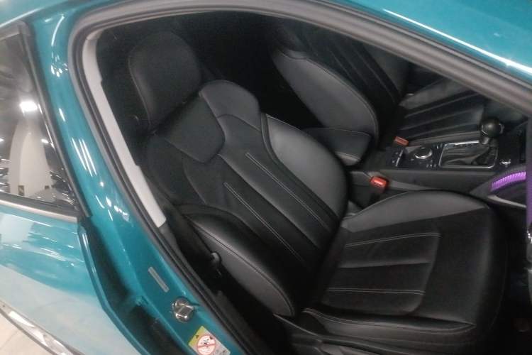 Used Audi Q2L 2022 35 TFSI Advanced Style Edition Right Front Seat