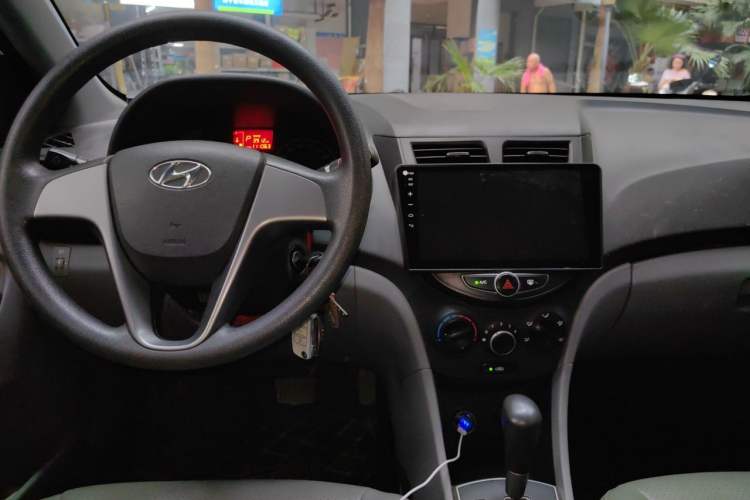 Used Hyundai Verna (older generation) 2016 1.4L Automatic Smart GLS
