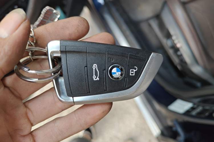 Used BMW X1 2019 sDrive18Li Premium Edition Vehicle Key