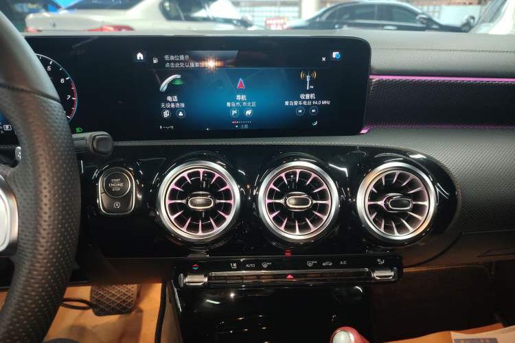 Used Mercedes-Benz A-Class 2022 Revised Version A 200 L Sport Sedan Fashionable Style