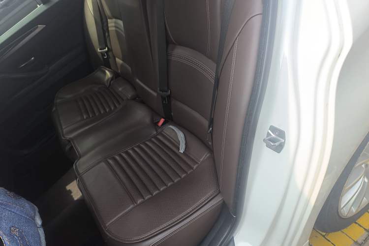 Used BMW 5 Series 2014 525Li Luxury Design Package